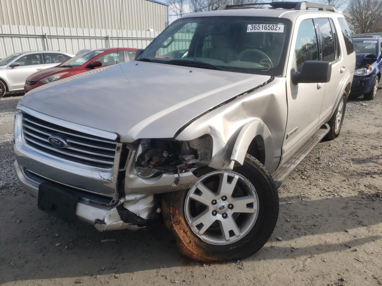 Photo 2 from auction – 2007 FORD EXPLORER X with VIN 1FMEU73E77UB17261