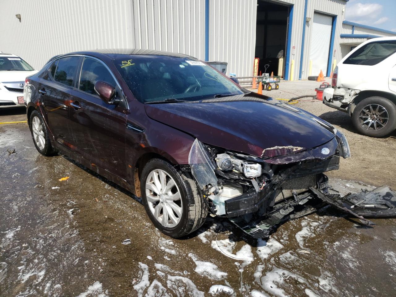 KIA OPTIMA LX 2014 with VIN 5XXGM4A77EG305099 - Photo from auction
