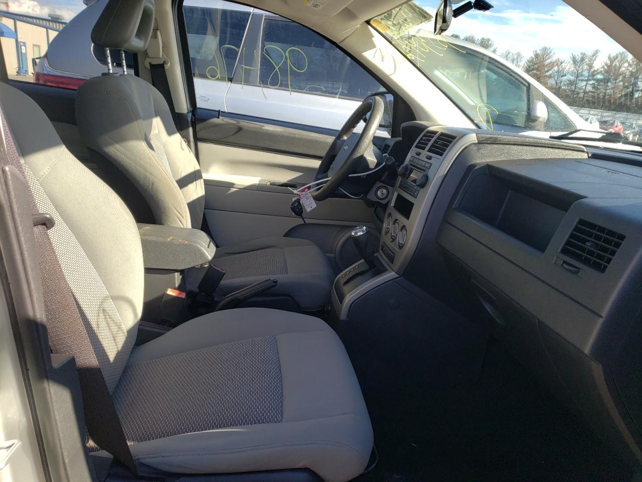 Photo 5 from auction – 2007 JEEP COMPASS with VIN 1J8FF47W87D123339