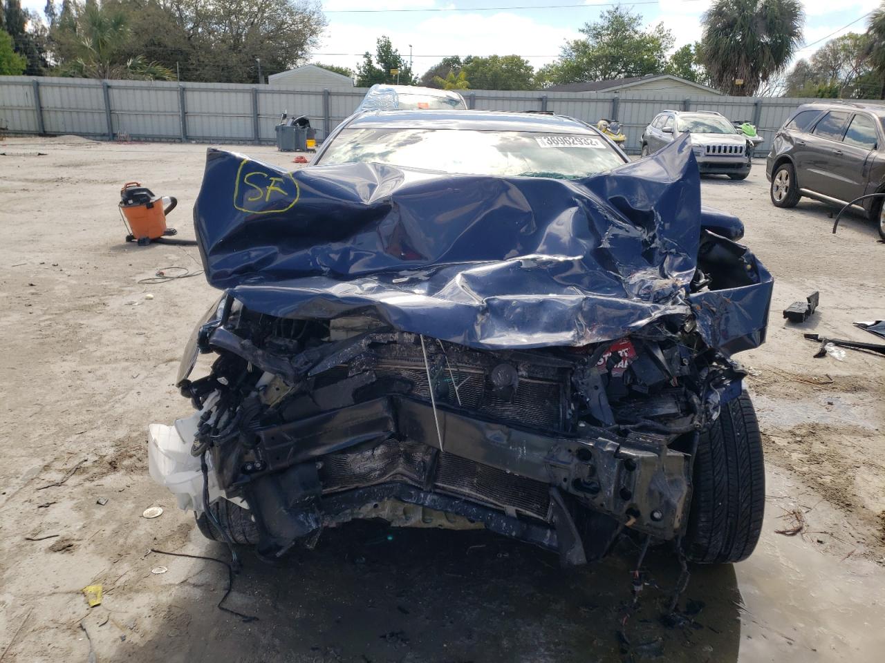 Photo 7 from auction – 2016 TOYOTA CAMRY LE with VIN 4T1BF1FK6GU520059