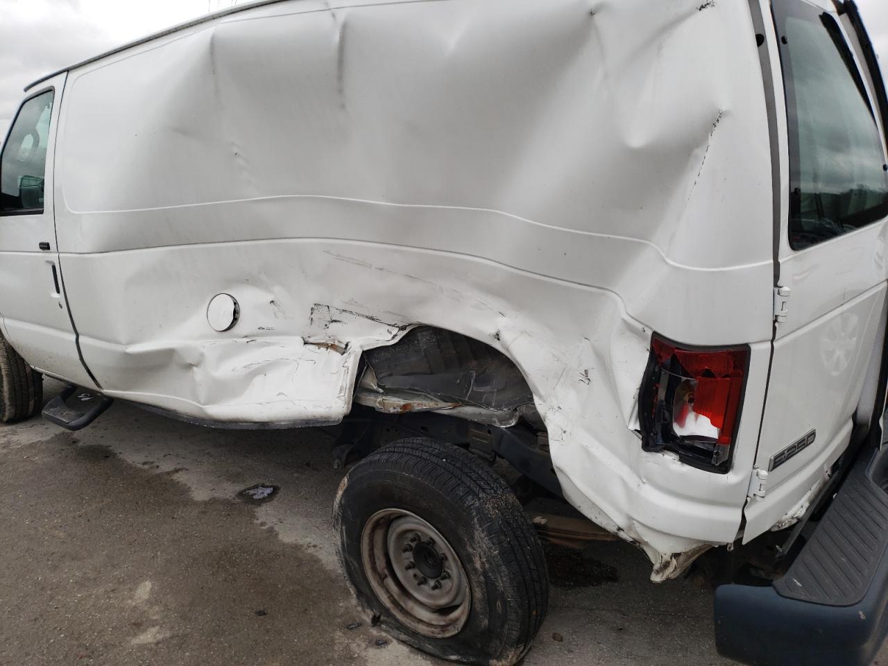 Photo 9 from auction – 2010 FORD ECONOLINE with VIN 1FTNE2EL0ADA13377