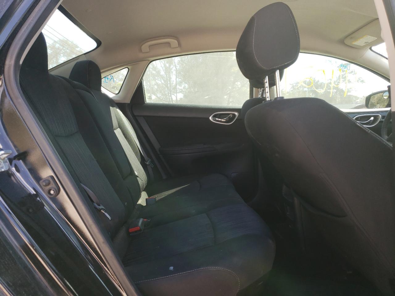 Photo 6 from auction – 2019 NISSAN SENTRA S with VIN 3N1AB7AP1KY385163