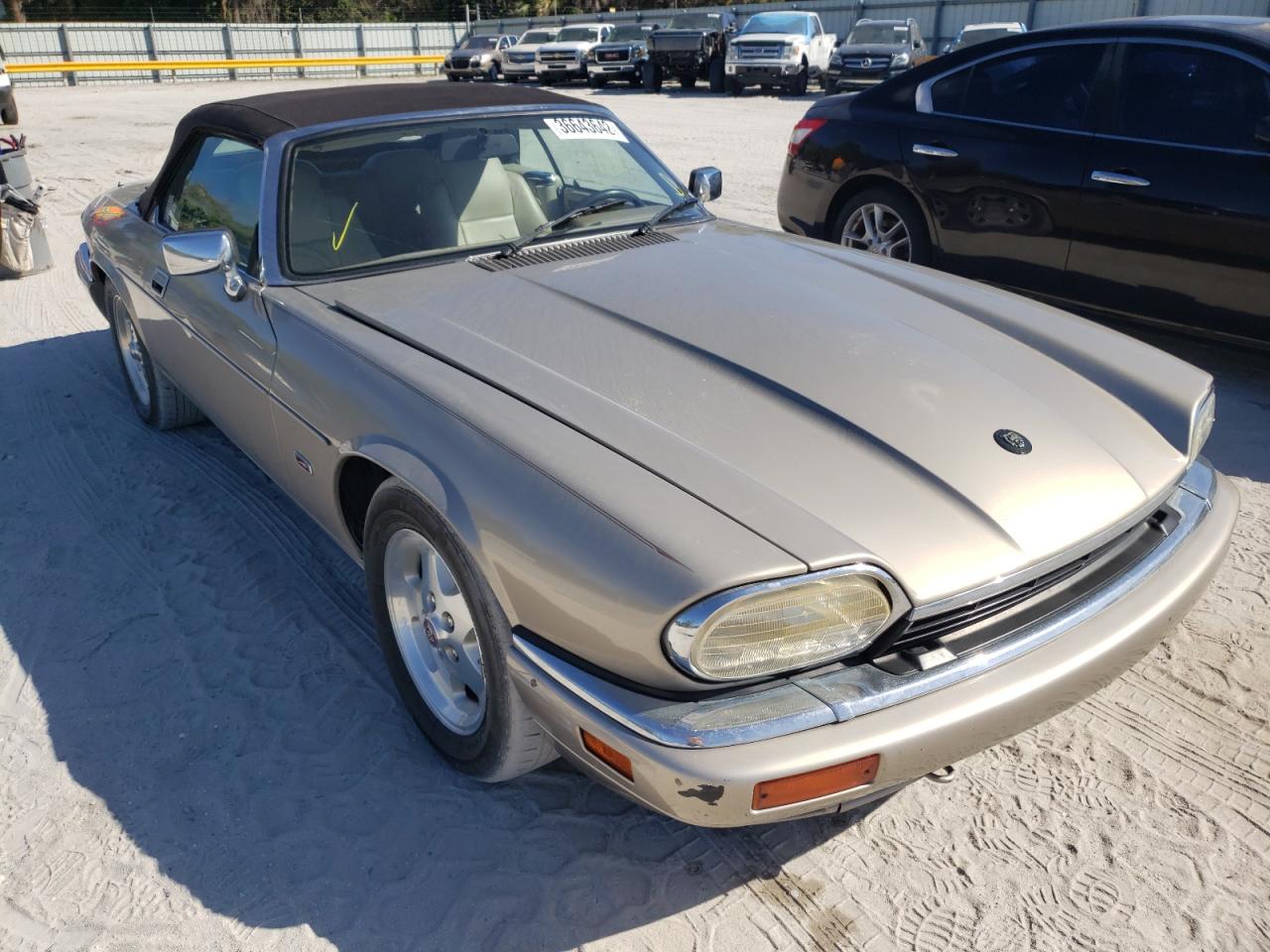 JAGUAR XJ 1995 with VIN SAJNX2740SC198443 - Photo from auction