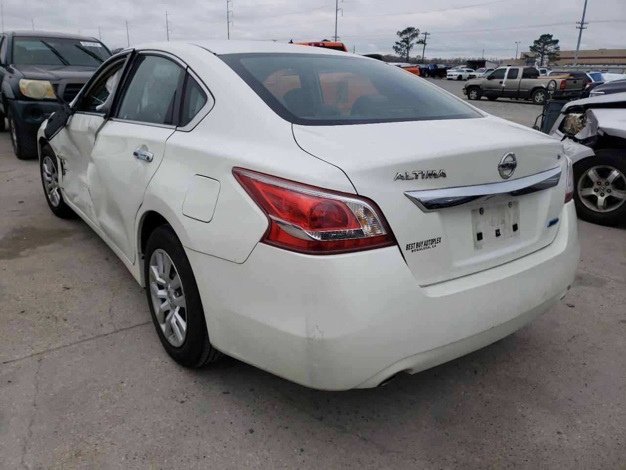 Photo 3 from auction – 2013 NISSAN ALTIMA 2.5 with VIN 1N4AL3AP6DN526575