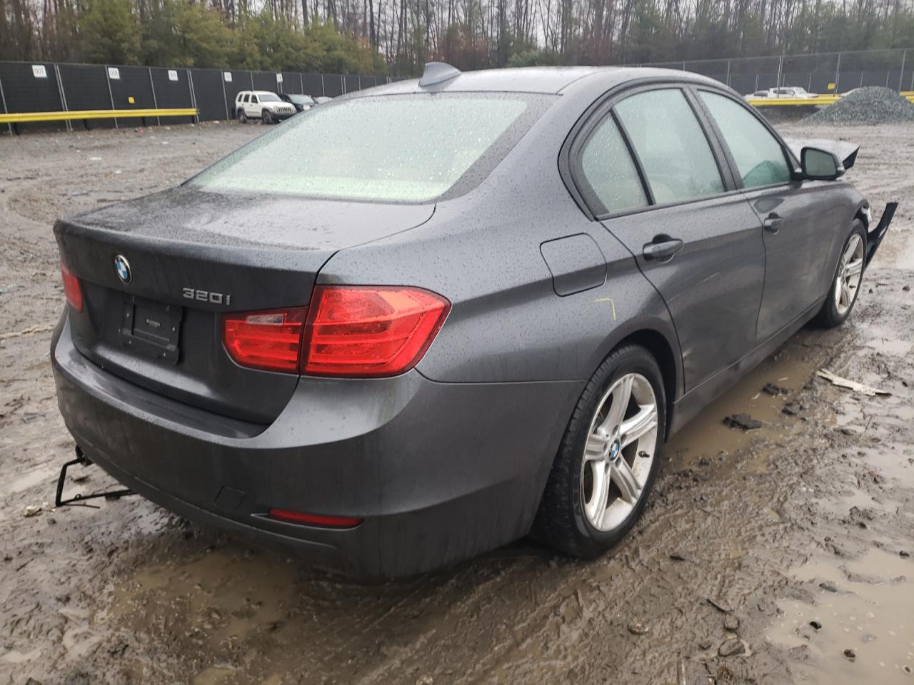 Photo 4 from auction – 2015 BMW 320 I with VIN WBA3B1C54FK138980