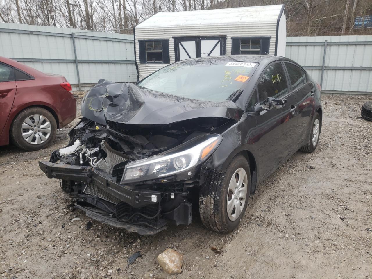 Photo 2 from auction – 2017 KIA FORTE LX with VIN 3KPFL4A76HE060923