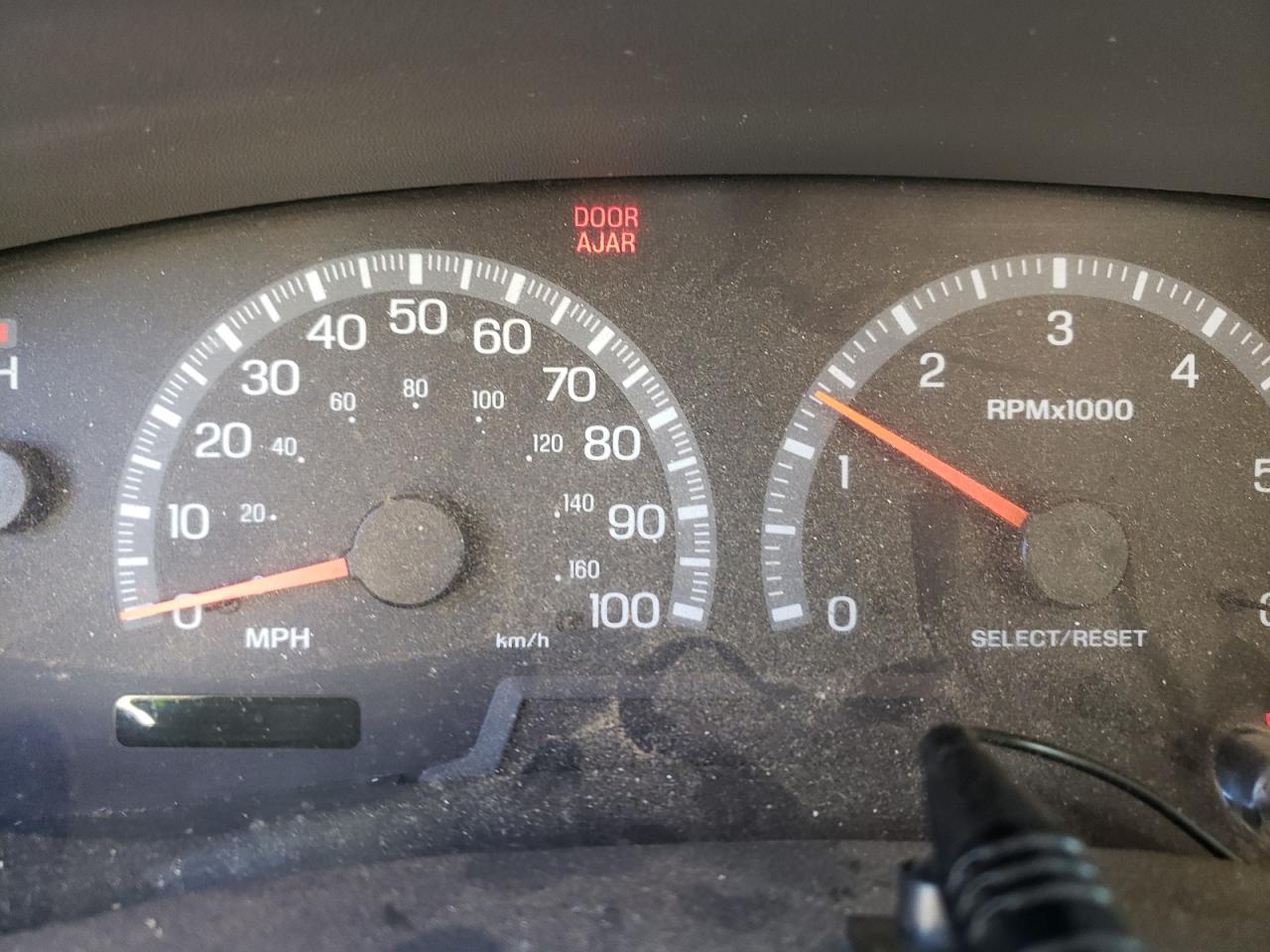 Photo 8 from auction – 2003 FORD F150 with VIN 1FTRX17233NA66727