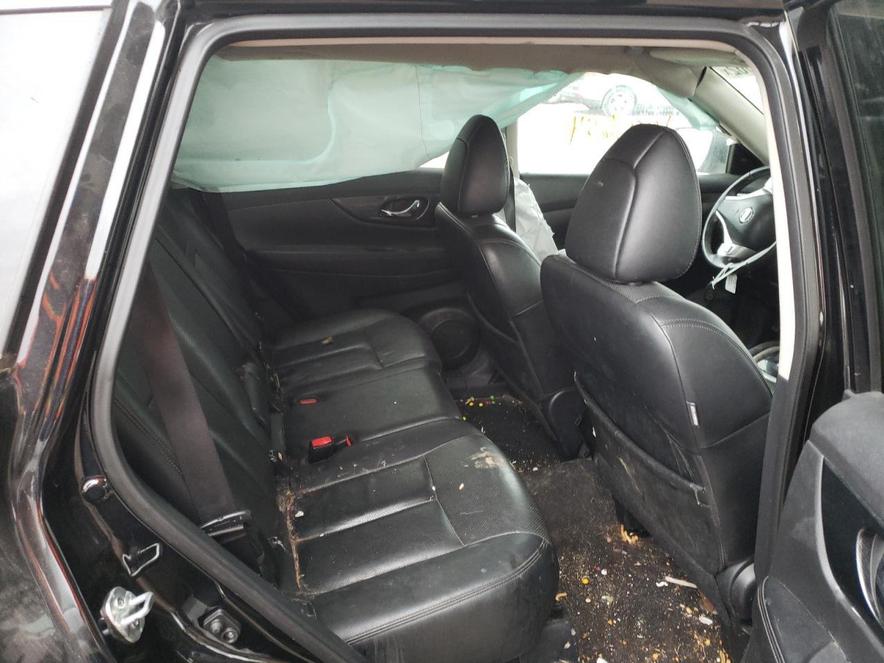 Photo 6 from auction – 2015 NISSAN ROGUE S with VIN 5N1AT2MV6FC893176