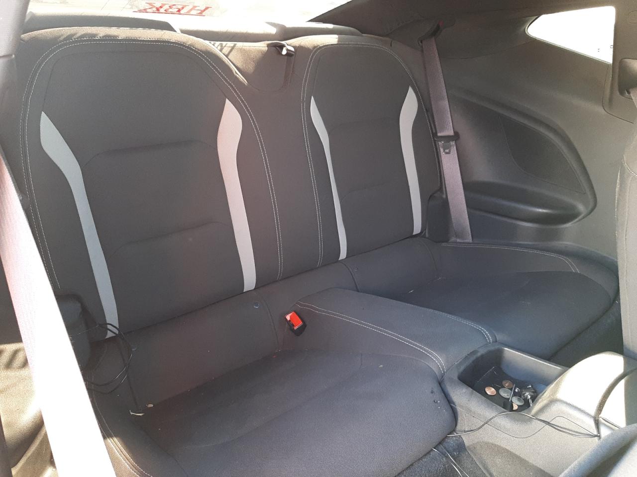 Photo 6 from auction – 2017 CHEVROLET CAMARO LS with VIN 1G1FA1RX8H0120663