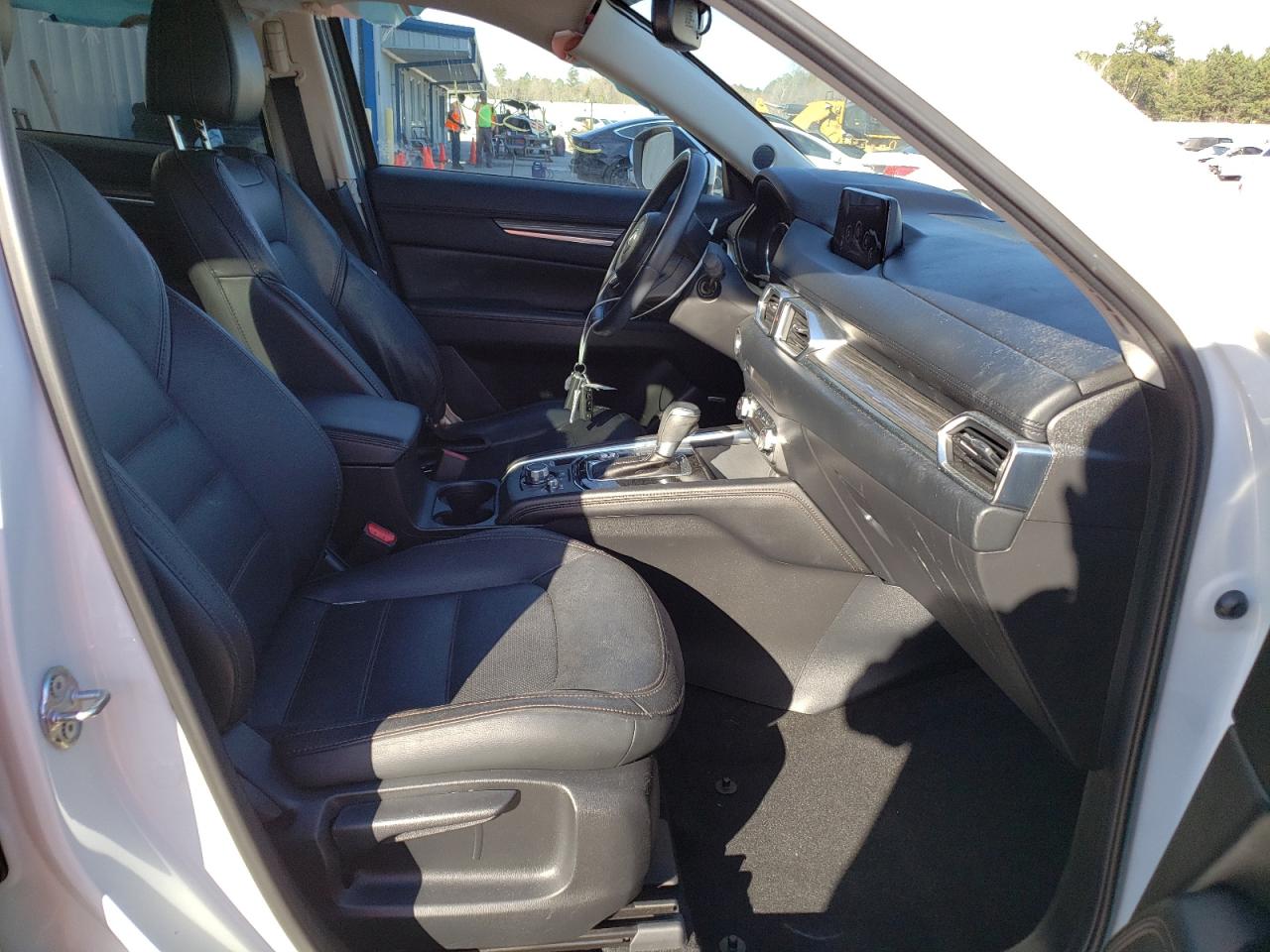 Photo 5 from auction – 2017 MAZDA CX-5 GRAND with VIN JM3KFBDL4H0186703
