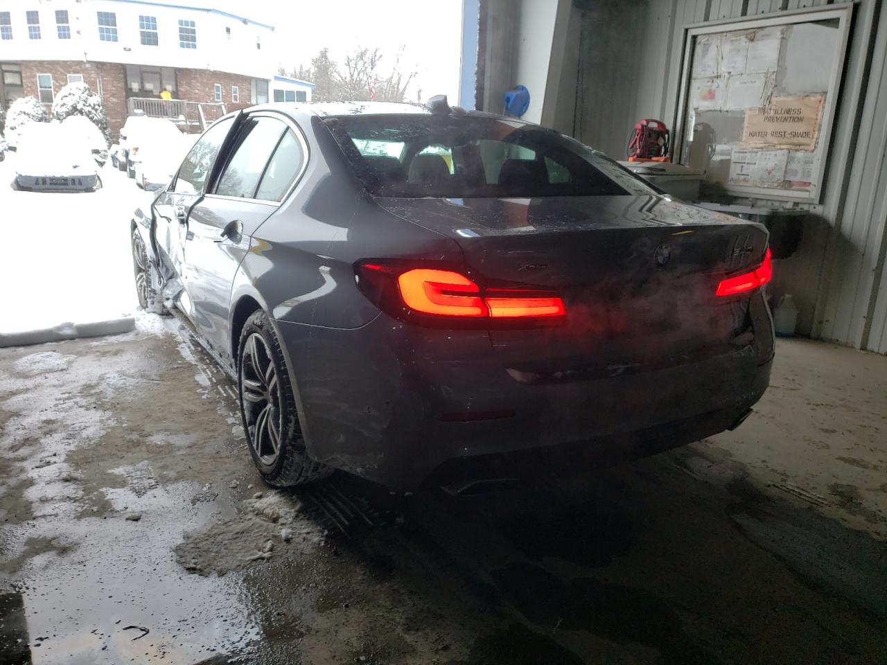 Photo 3 from auction – 2021 BMW 540 XI with VIN WBA73BJ09MCF43223