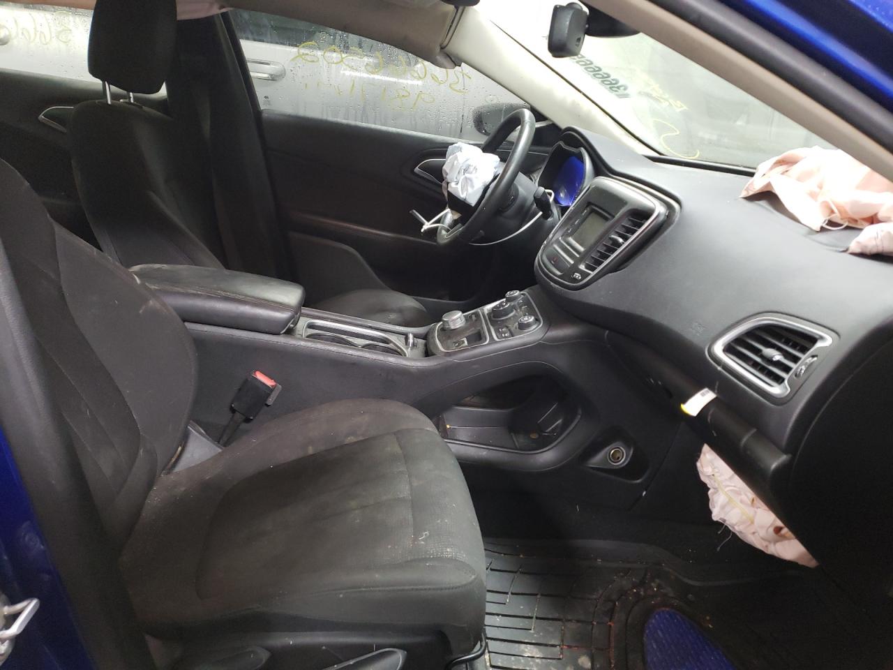Photo 5 from auction – 2015 CHRYSLER 200 LIMITE with VIN 1C3CCCABXFN711193