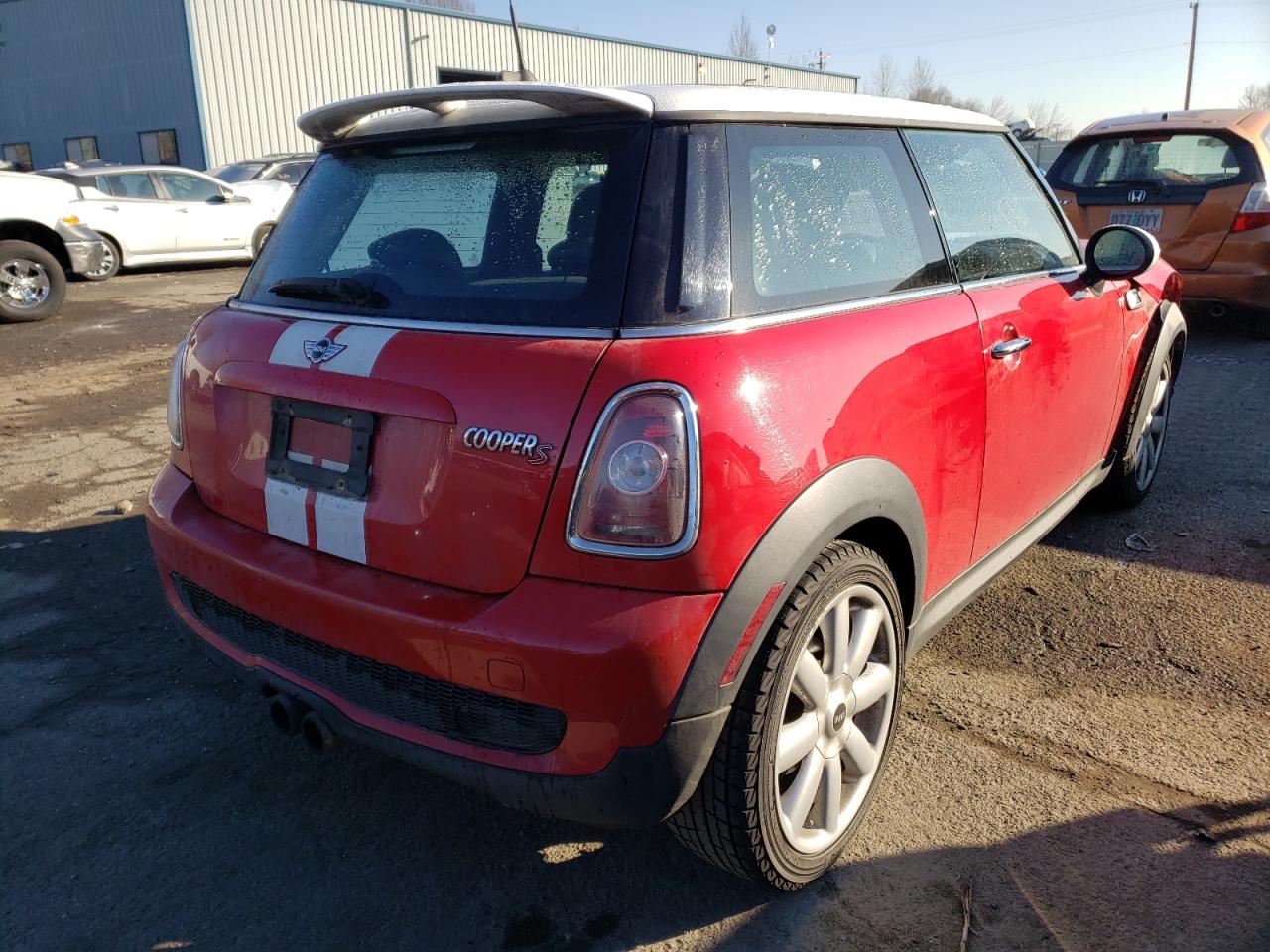 Photo 4 from auction – 2010 MINI COOPER S with VIN WMWMF7C58ATX43485