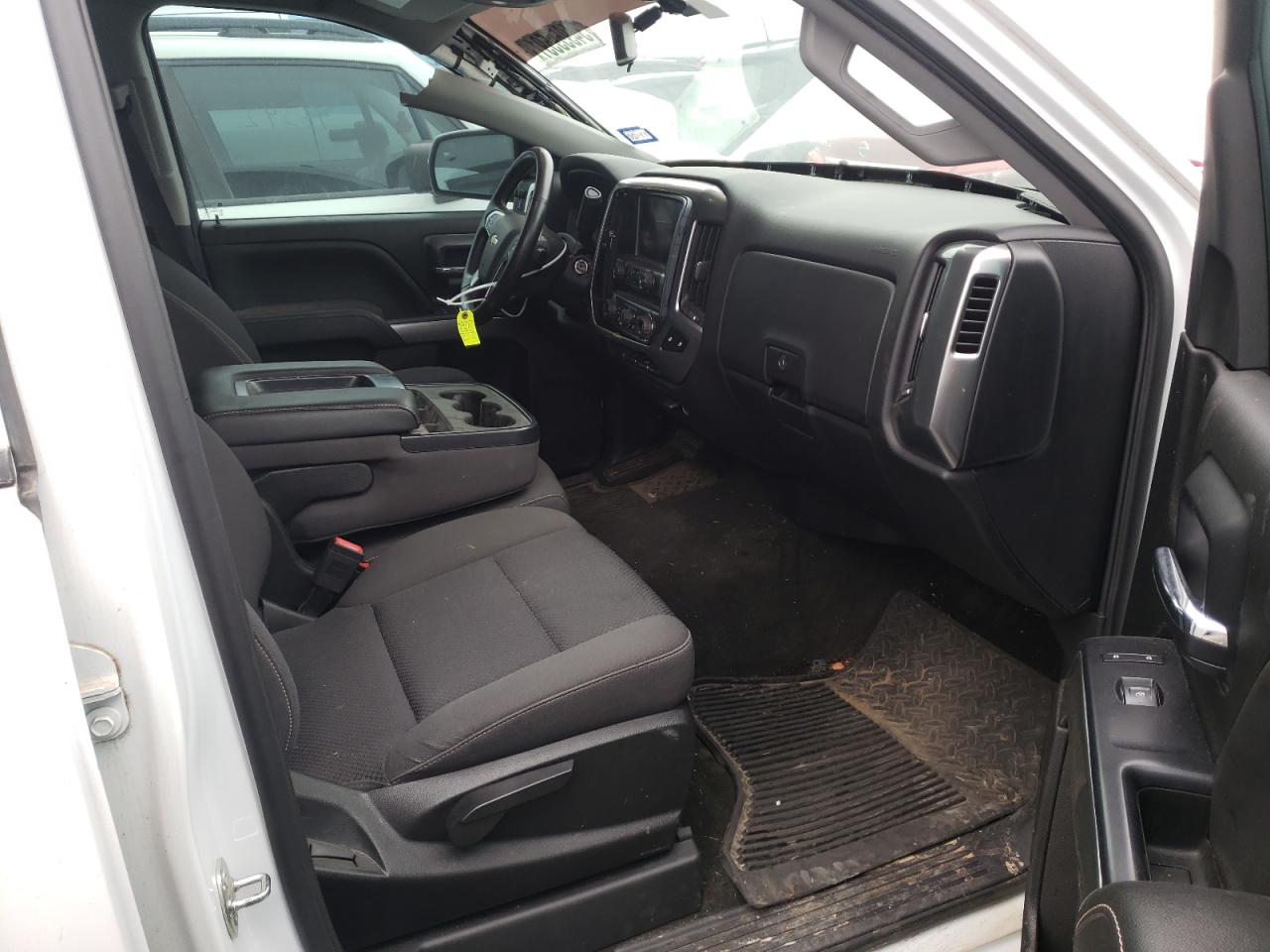 Photo 5 from auction – 2018 CHEVROLET SILVERADO with VIN 3GCUKREC7JG176317