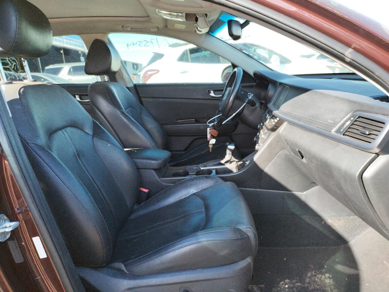 Photo 5 from auction – 2016 KIA OPTIMA EX with VIN 5XXGU4L31GG112184