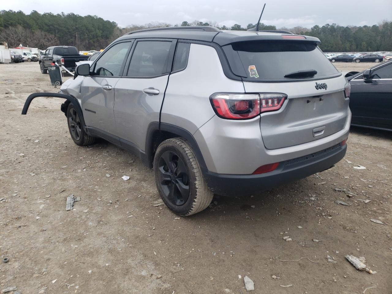 Photo 3 from auction – 2019 JEEP COMPASS LA with VIN 3C4NJCBB8KT612911