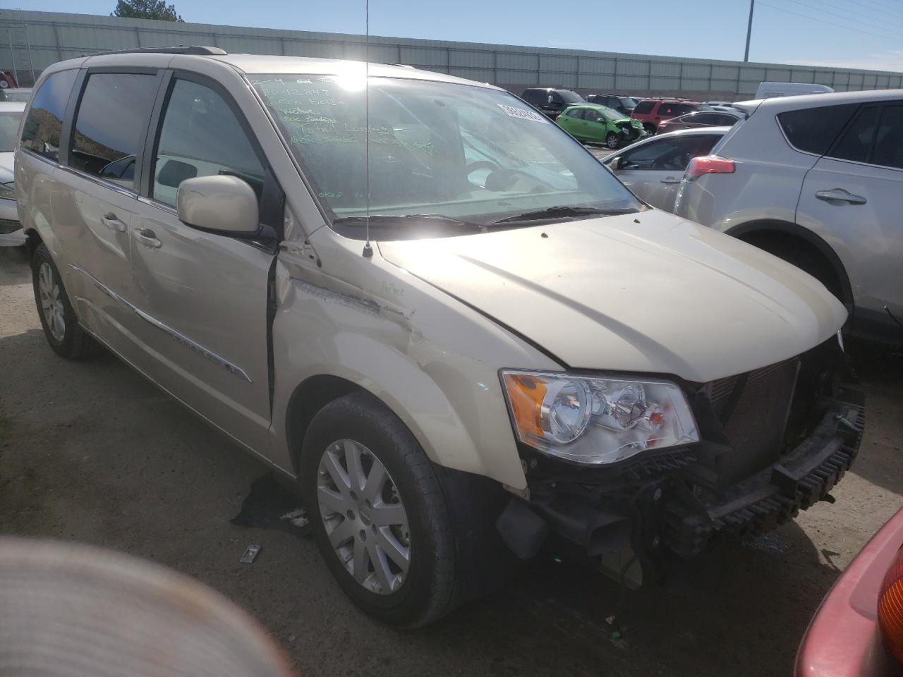 Photo 1 from auction – 2013 CHRYSLER TOWN & COU with VIN 2C4RC1BG1DR573256
