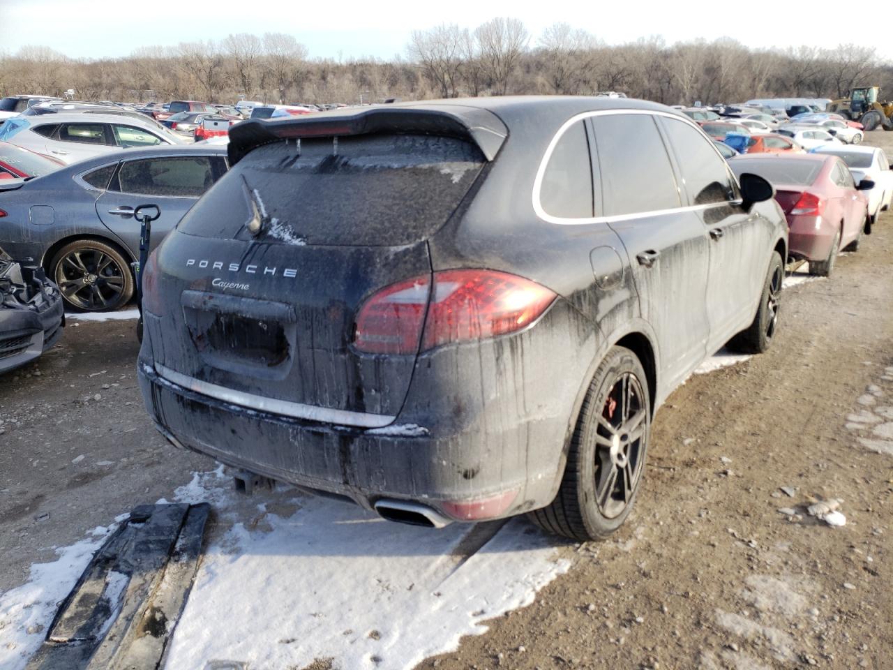 Photo 4 from auction – 2013 PORSCHE CAYENNE with VIN WP1AA2A26DLA09690