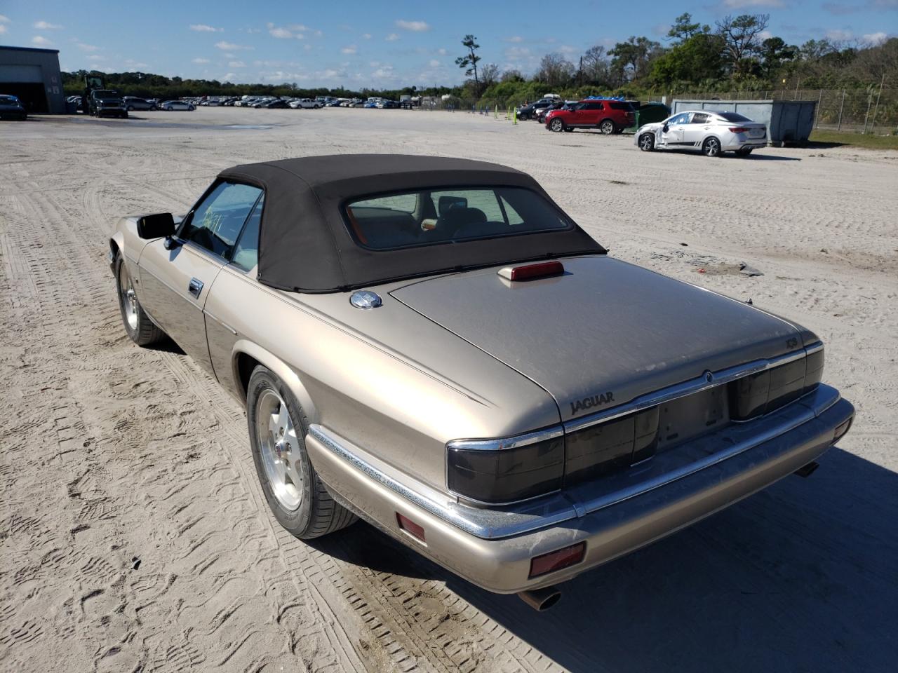 Photo 3 from auction – 1995 JAGUAR XJ with VIN SAJNX2740SC198443