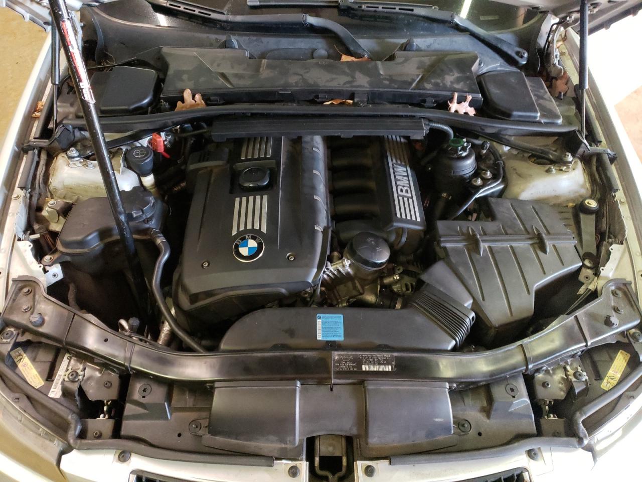 Photo 7 from auction – 2007 BMW 328 I with VIN WBAVA37557NL12816