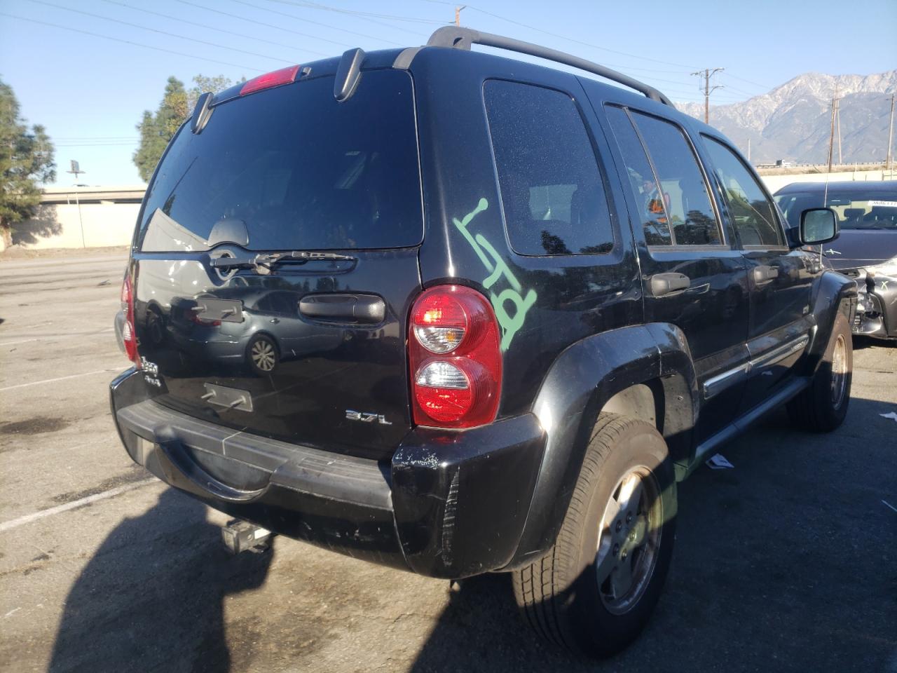 Photo 4 from auction – 2006 JEEP LIBERTY SP with VIN 1J4GL48K76W227219