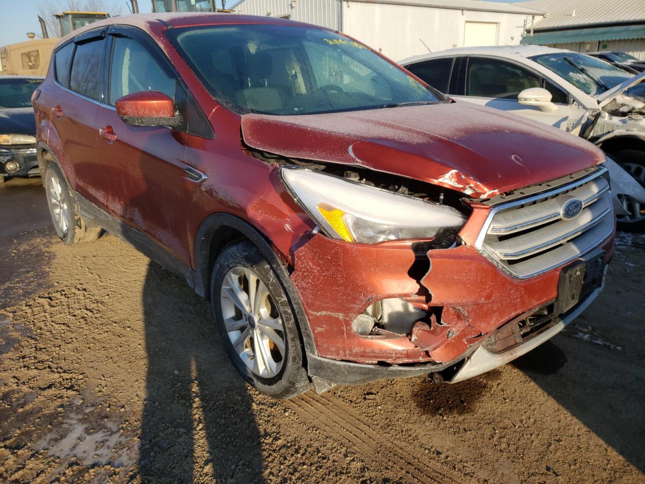 Photo 1 from auction – 2019 FORD ESCAPE SE with VIN 1FMCU0GD3KUB80432