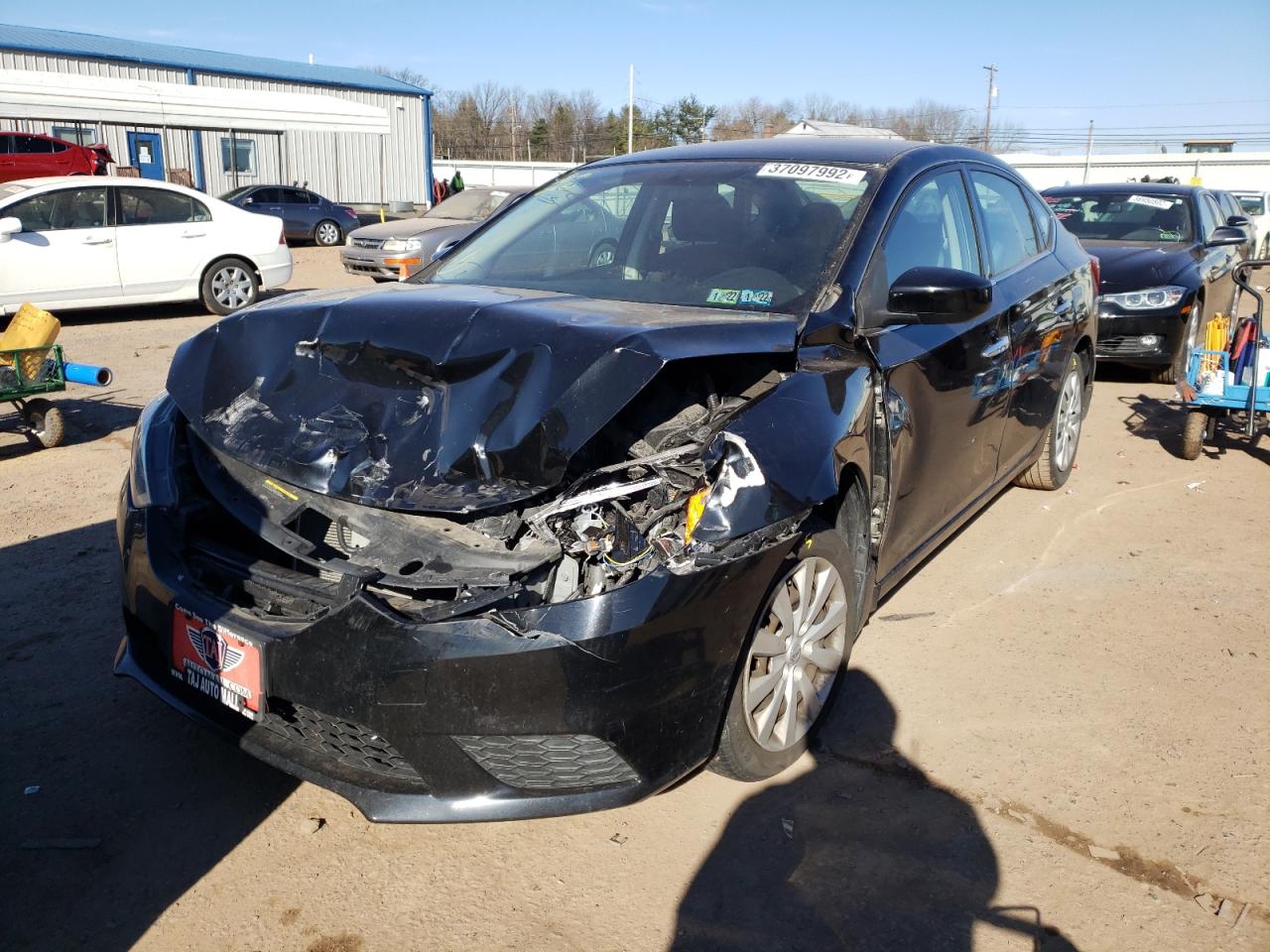 Photo 2 from auction – 2016 NISSAN SENTRA S with VIN 3N1AB7AP4GY252565
