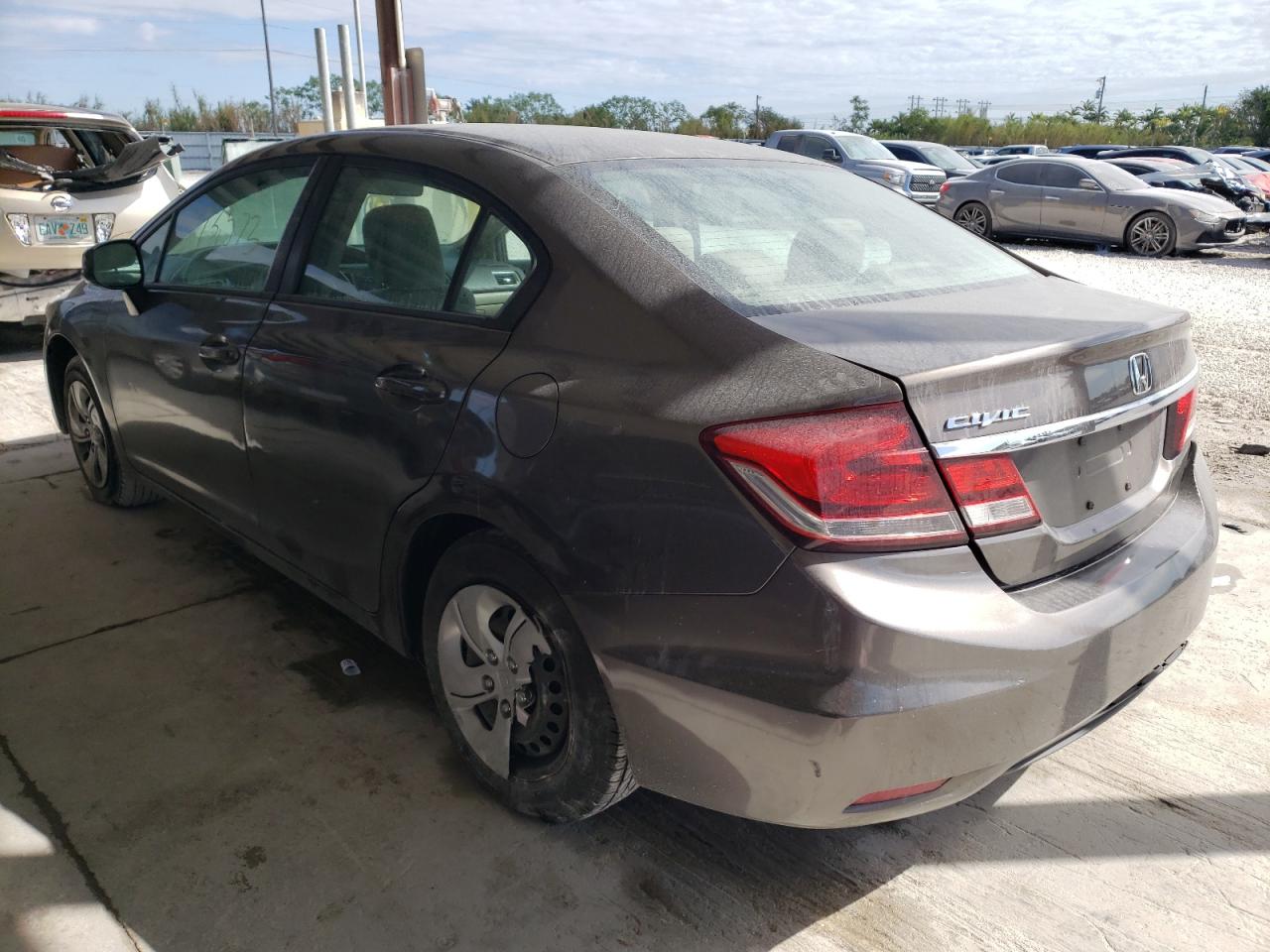 Photo 3 from auction – 2013 HONDA CIVIC LX with VIN 2HGFB2F5XDH603205