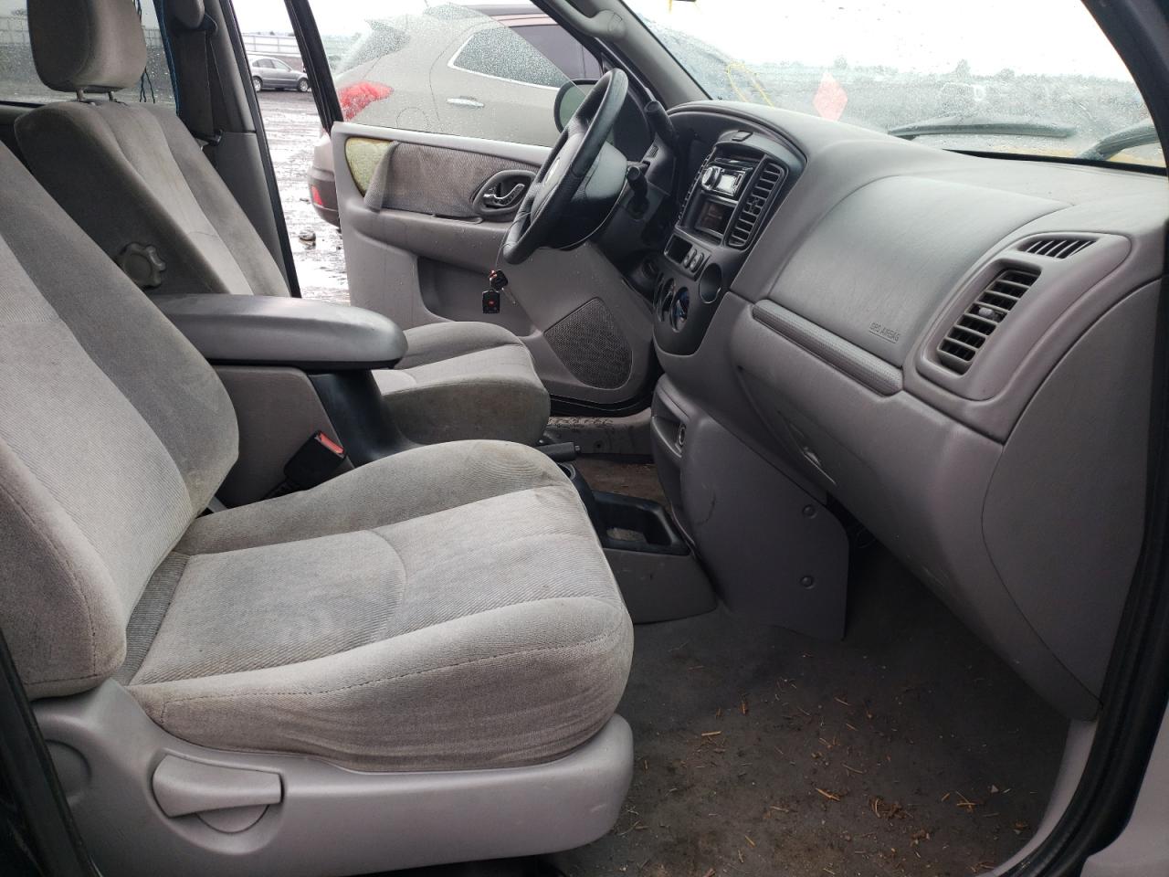 Photo 5 from auction – 2002 MAZDA TRIBUTE LX with VIN 4F2YU08132KM58384