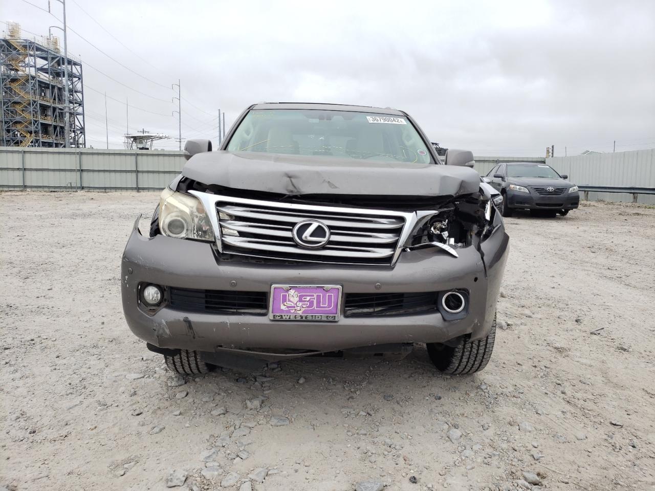 Photo 9 from auction – 2010 LEXUS GX 460 with VIN JTJBM7FX4A5001096