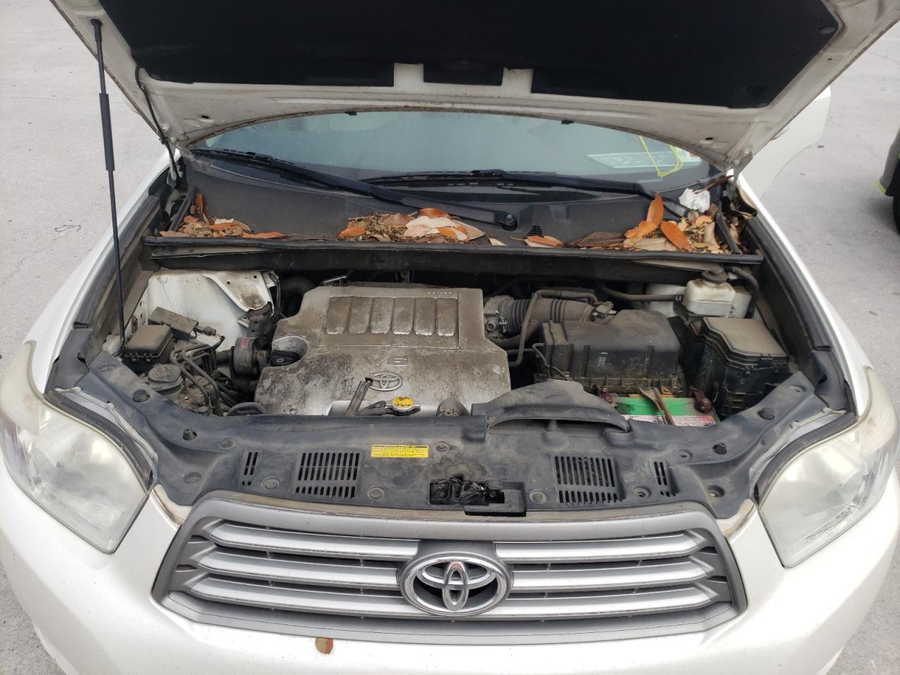 Photo 7 from auction – 2010 TOYOTA HIGHLANDER with VIN 5TDKK3EH9AS021141