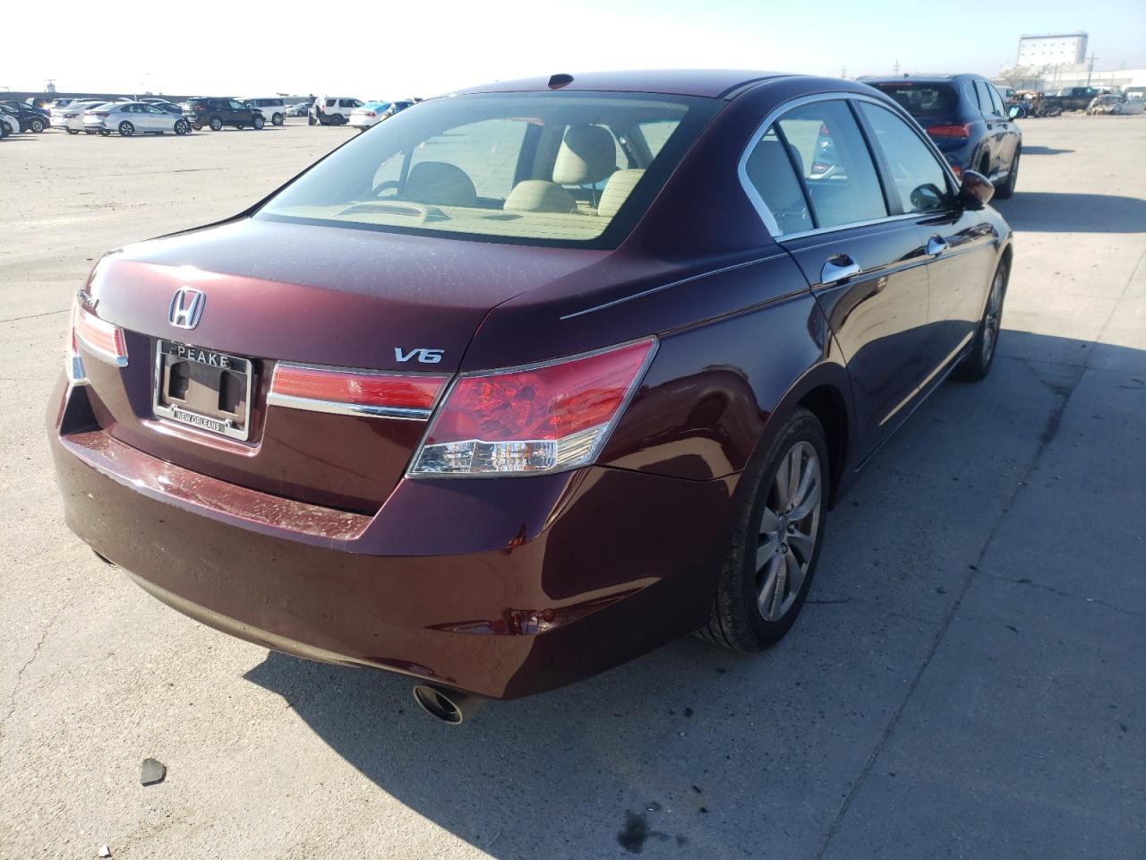Photo 4 from auction – 2012 HONDA ACCORD EXL with VIN 1HGCP3F85CA011681
