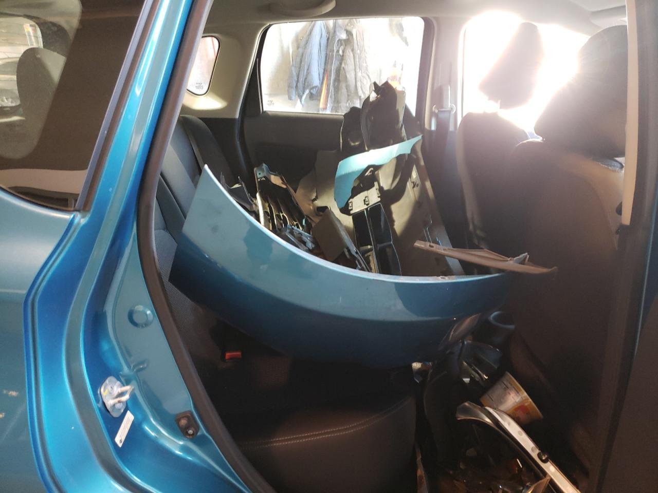 Photo 6 from auction – 2015 NISSAN VERSA NOTE with VIN 3N1CE2CP7FL442937