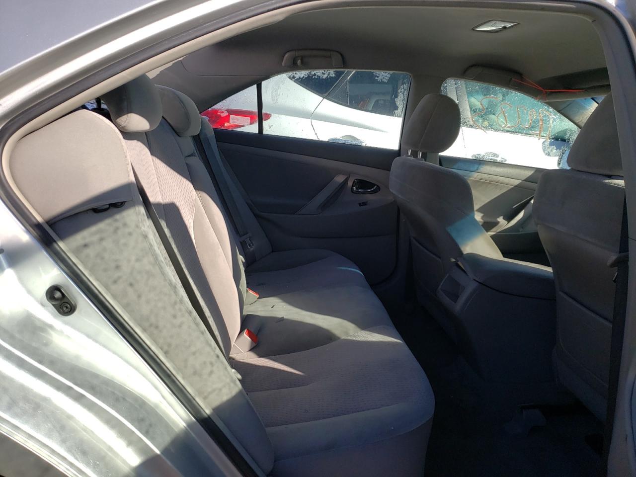 Photo 6 from auction – 2011 TOYOTA CAMRY BASE with VIN 4T1BF3EK7BU620130