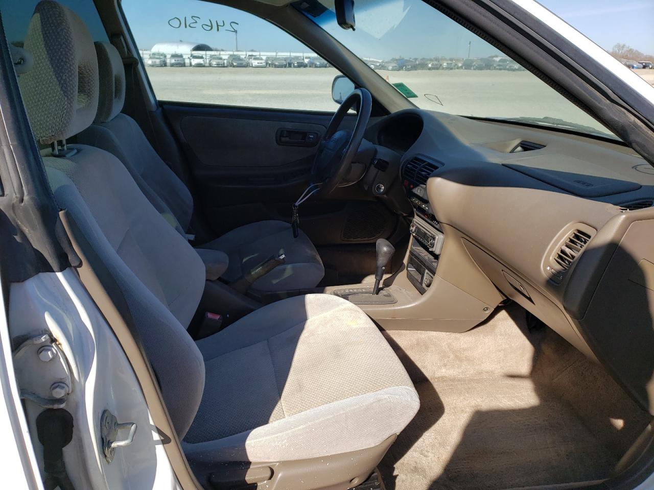 Photo 5 from auction – 1995 ACURA INTEGRA RS with VIN JH4DB7648SS011977