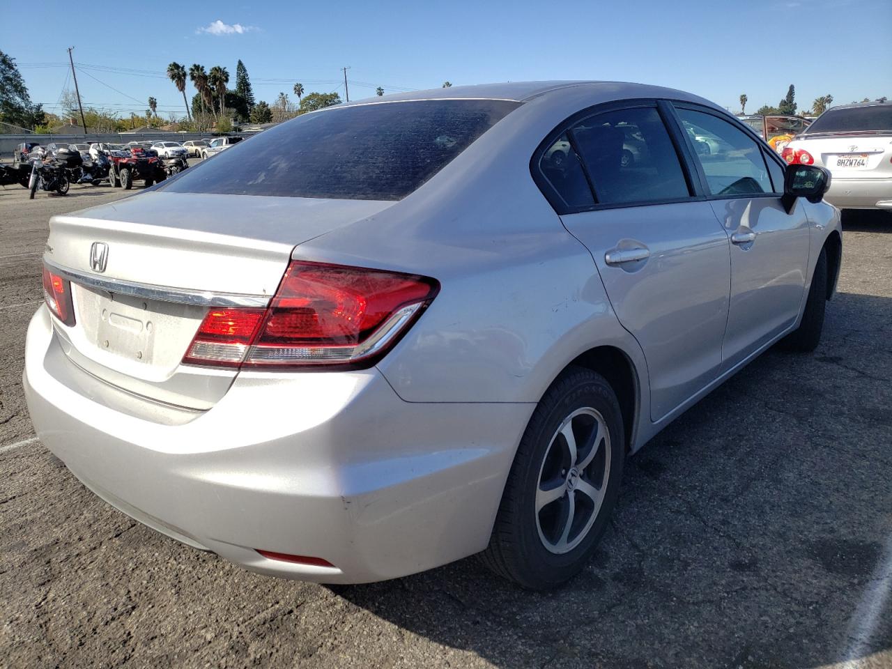 Photo 4 from auction – 2015 HONDA CIVIC SE with VIN 19XFB2F75FE226362