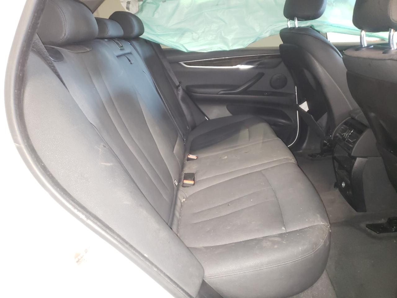 Photo 6 from auction – 2015 BMW X5 XDRIVE3 with VIN 5UXKR0C55F0K57166