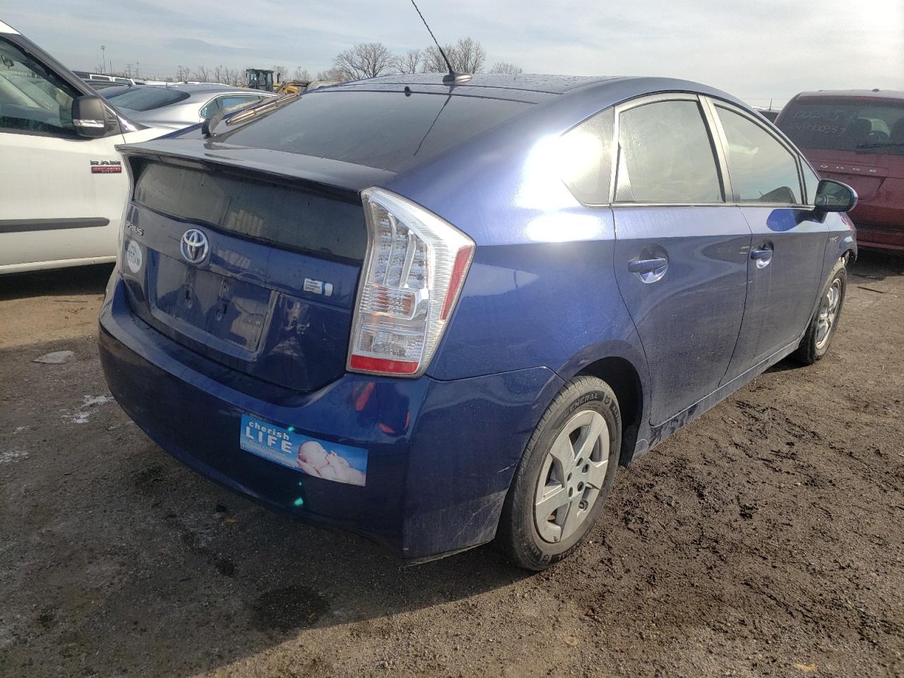 Photo 4 from auction – 2011 TOYOTA PRIUS with VIN JTDKN3DU7B1410168