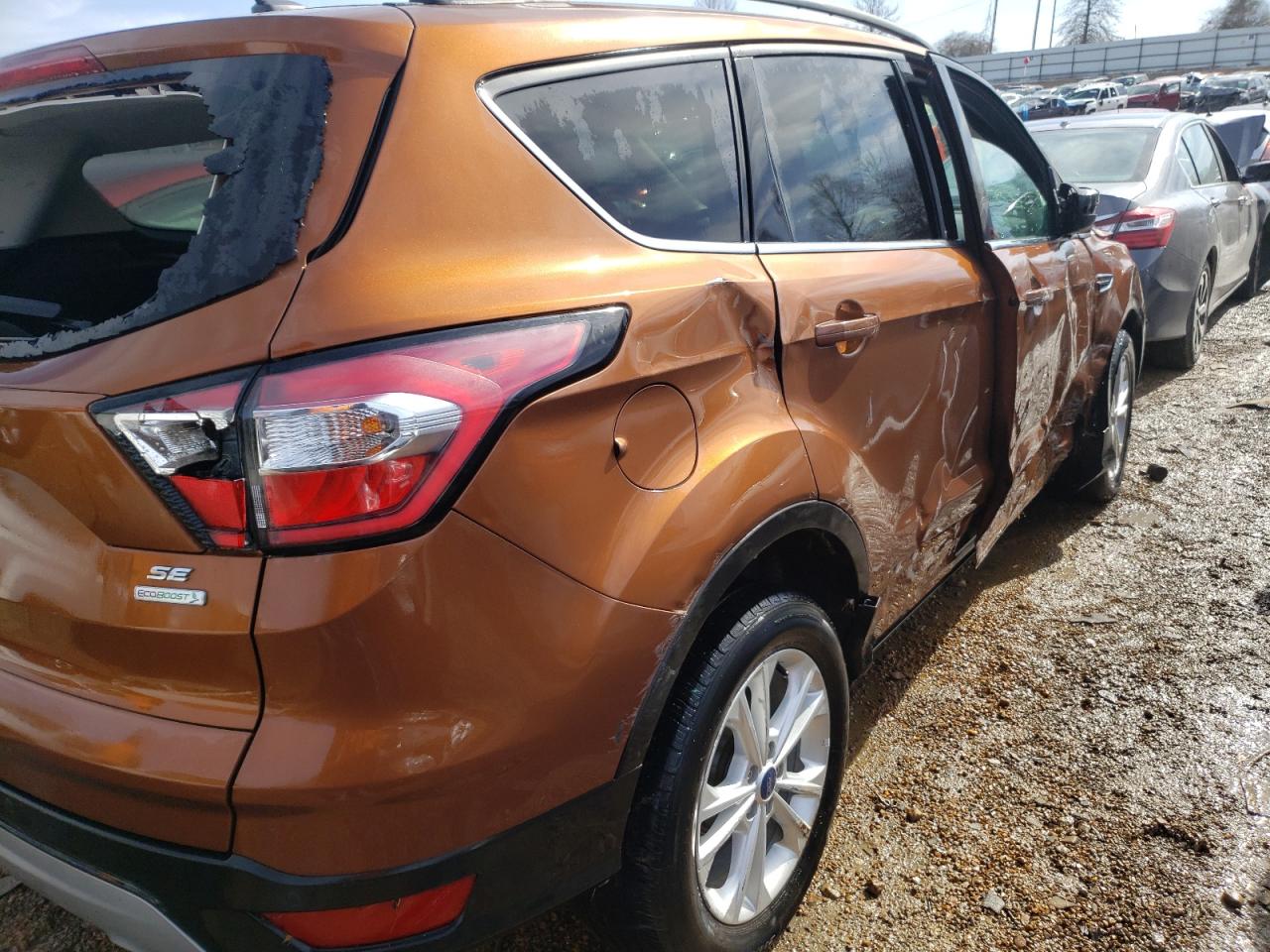 Photo 9 from auction – 2017 FORD ESCAPE SE with VIN 1FMCU0G91HUD96588