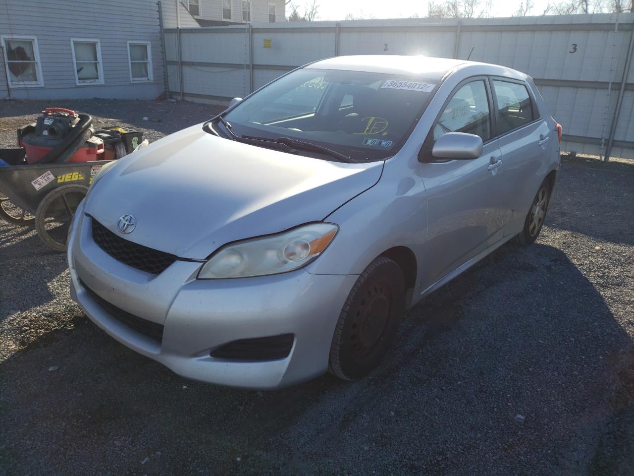 Photo 2 from auction – 2009 TOYOTA MATRIX with VIN 2T1KU40E19C045631
