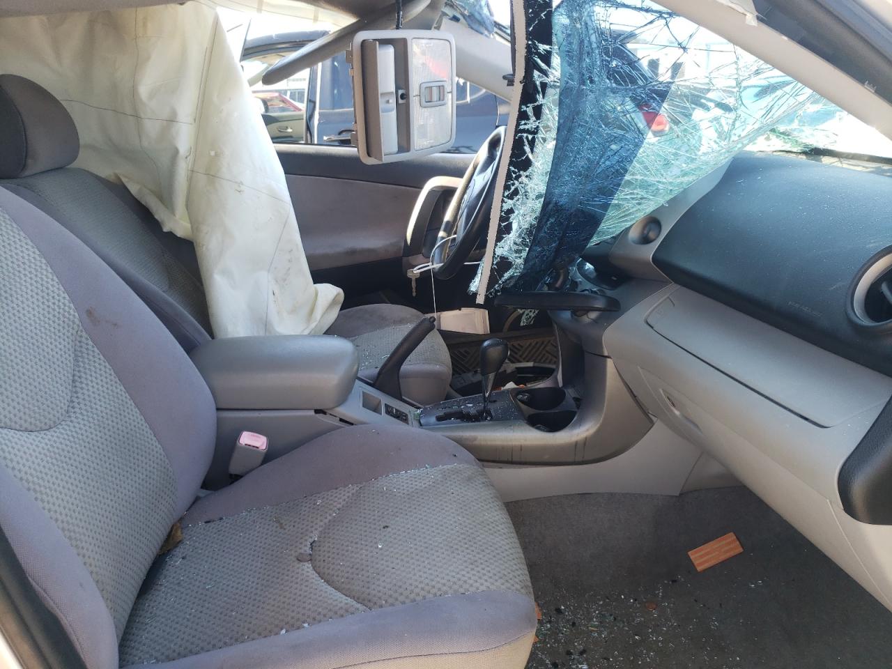 Photo 5 from auction – 2008 TOYOTA RAV4 with VIN JTMZD33V886074344