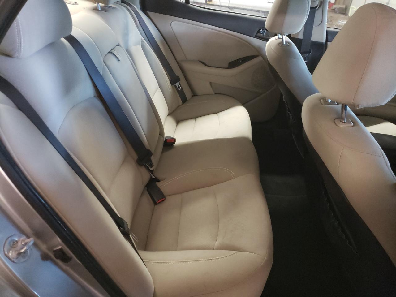 Photo 6 from auction – 2012 KIA OPTIMA LX with VIN 5XXGM4A79CG030235