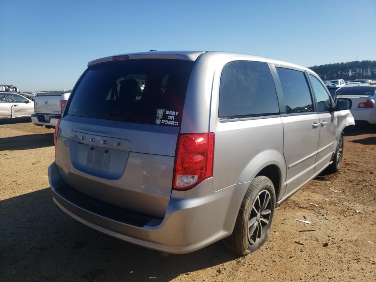Photo 4 from auction – 2016 DODGE GRAND CARA with VIN 2C4RDGCG2GR360464