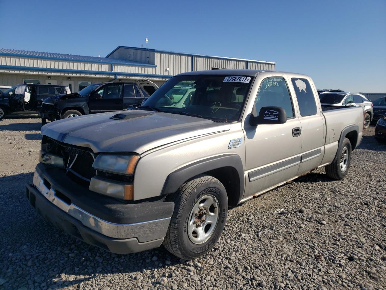 Photo 2 from auction – 2003 CHEVROLET SILVERADO with VIN 2GCEC19V731266223