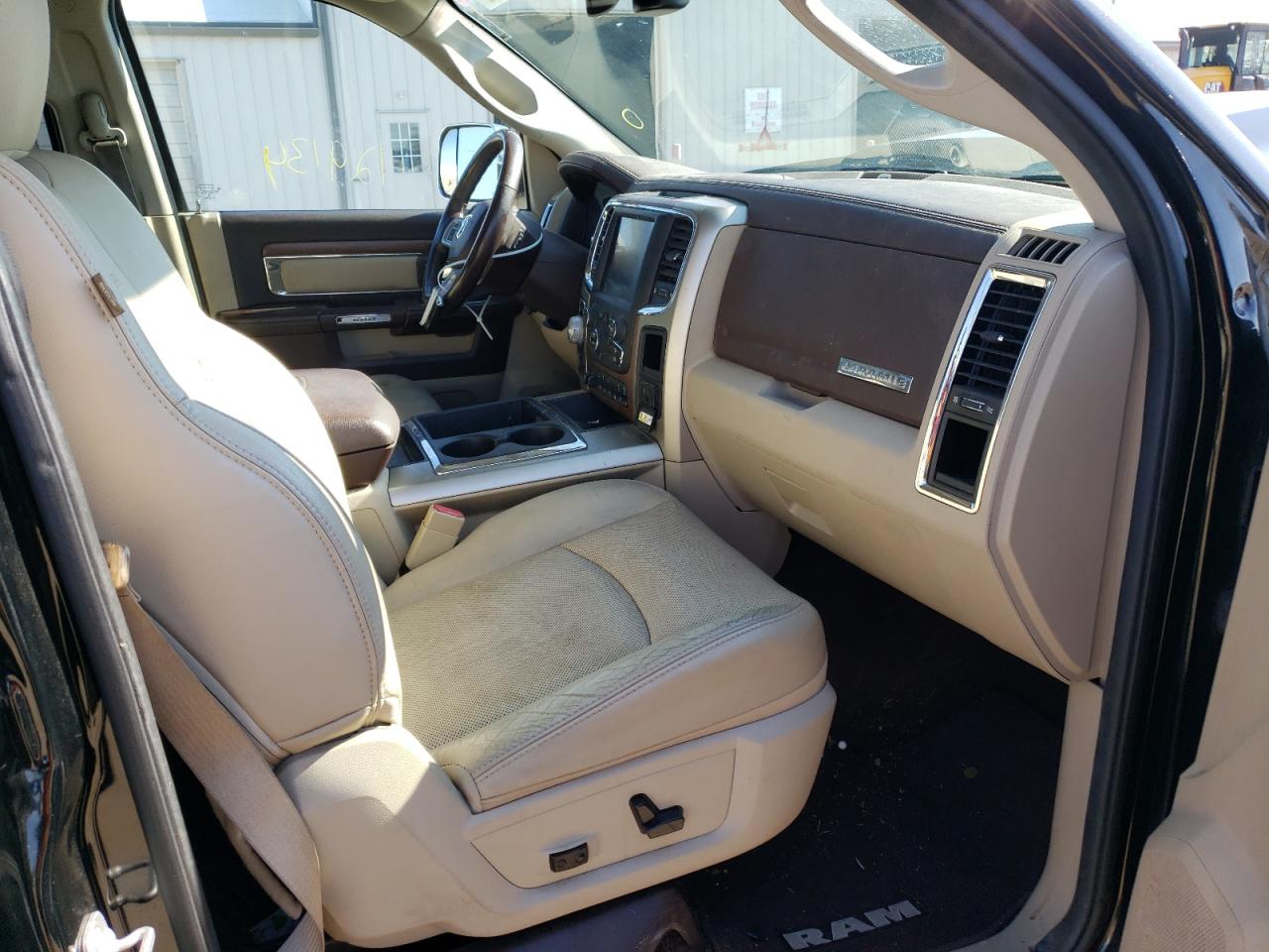 Photo 5 from auction – 2014 RAM 1500 LARAM with VIN 1C6RR7VT8ES162762