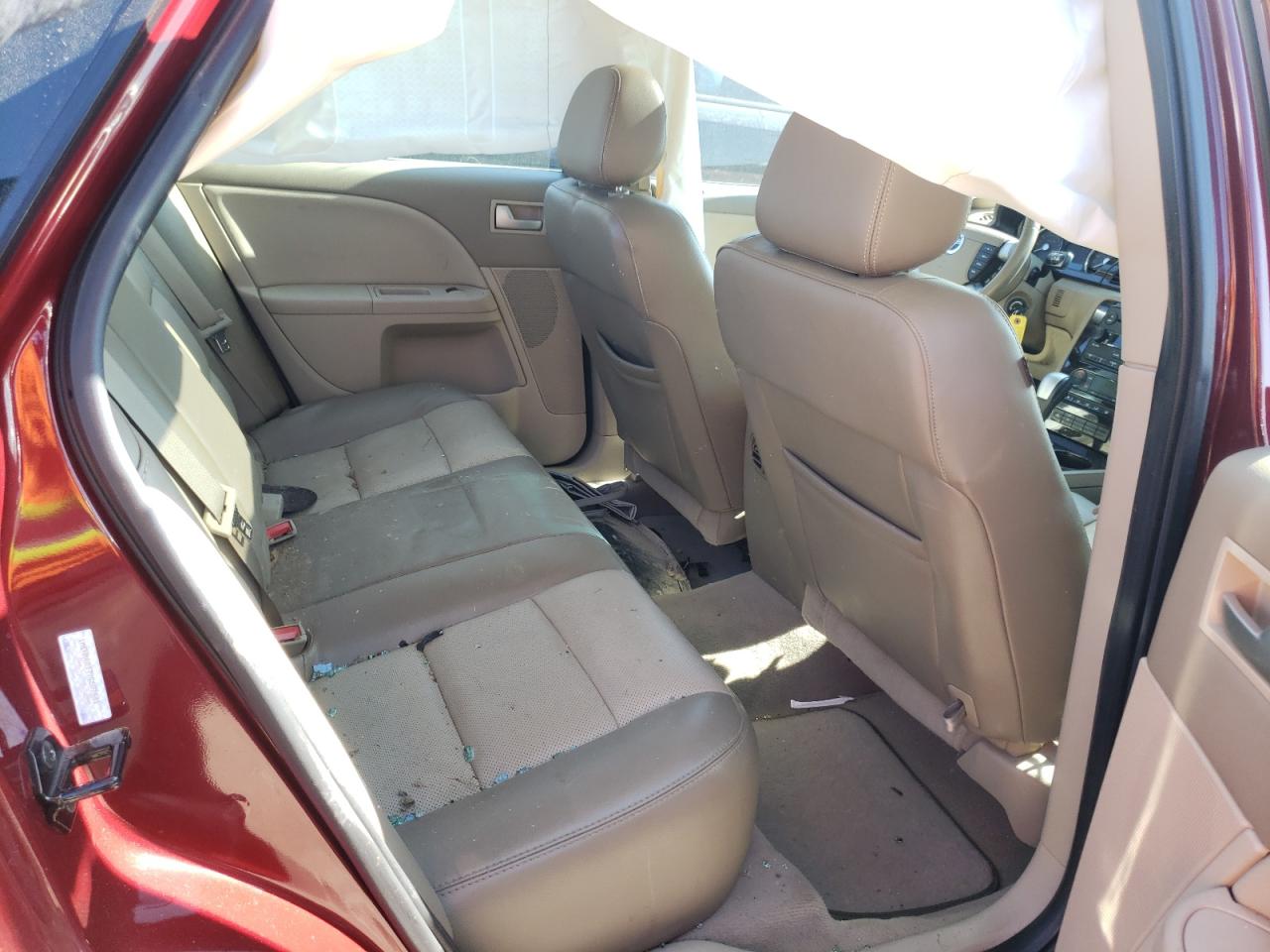 Photo 6 from auction – 2007 MERCURY MONTEGO LU with VIN 1MEHM40177G607441