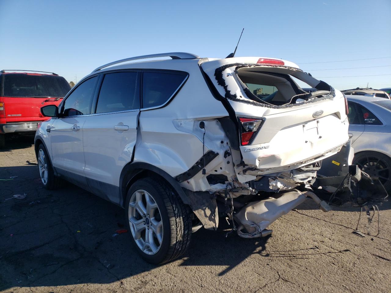 Photo 3 from auction – 2019 FORD ESCAPE TIT with VIN 1FMCU9J97KUC53665