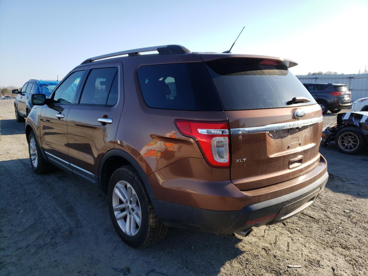 Photo 3 from auction – 2012 FORD EXPLORER X with VIN 1FMHK8D84CGA15152