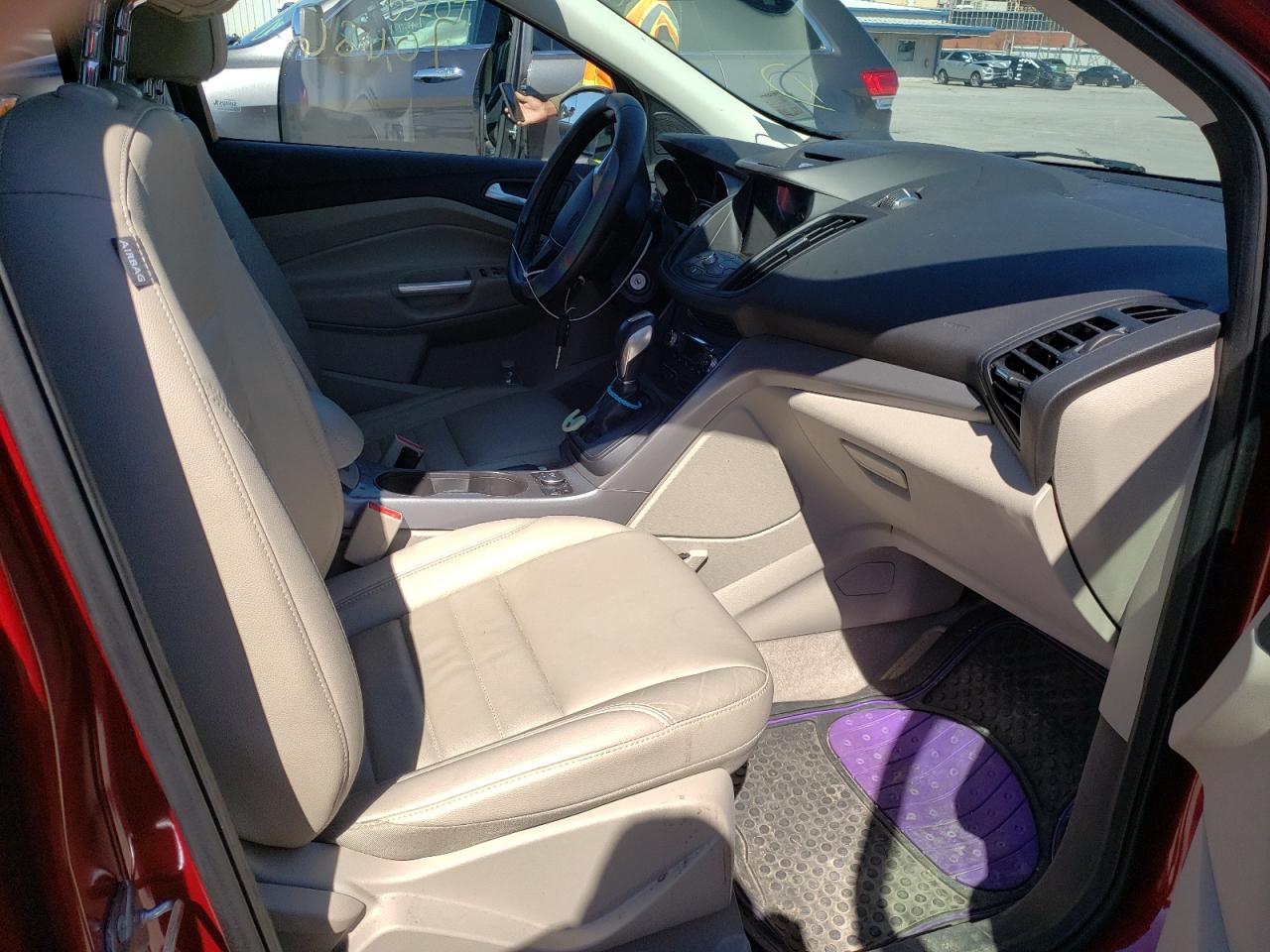 Photo 5 from auction – 2016 FORD ESCAPE SE with VIN 1FMCU9GX0GUB43778