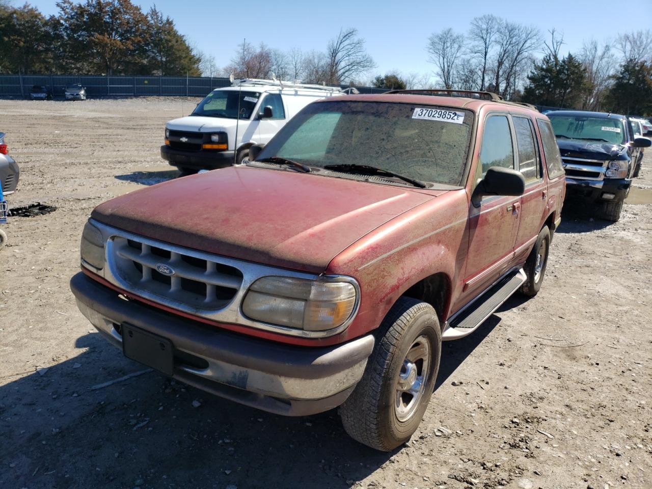 Photo 2 from auction – 1997 FORD EXPLORER with VIN 1FMDU34X4VUA39183